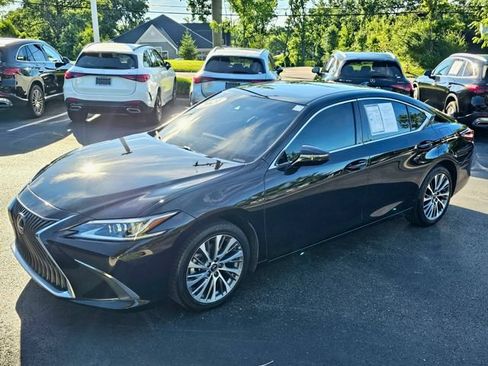 Used 2021 Lexus ES 250 w/ Premium Package AWD/4WD image 3