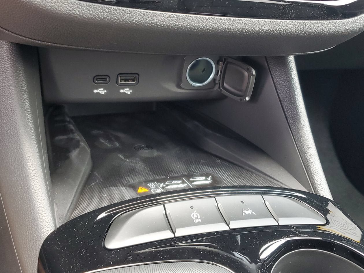 New 2026 Buick Envista Sport Touring w/ Convenience II Package FWD image 23
