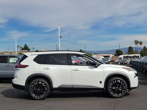 New 2026 Nissan Rogue Dark Armor FWD image 21