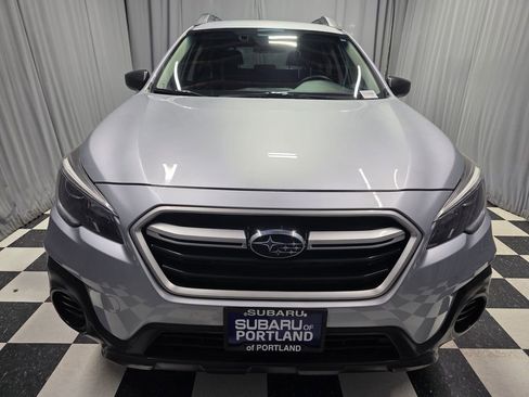 Used 2019 Subaru Outback 2.5i AWD/4WD image 3
