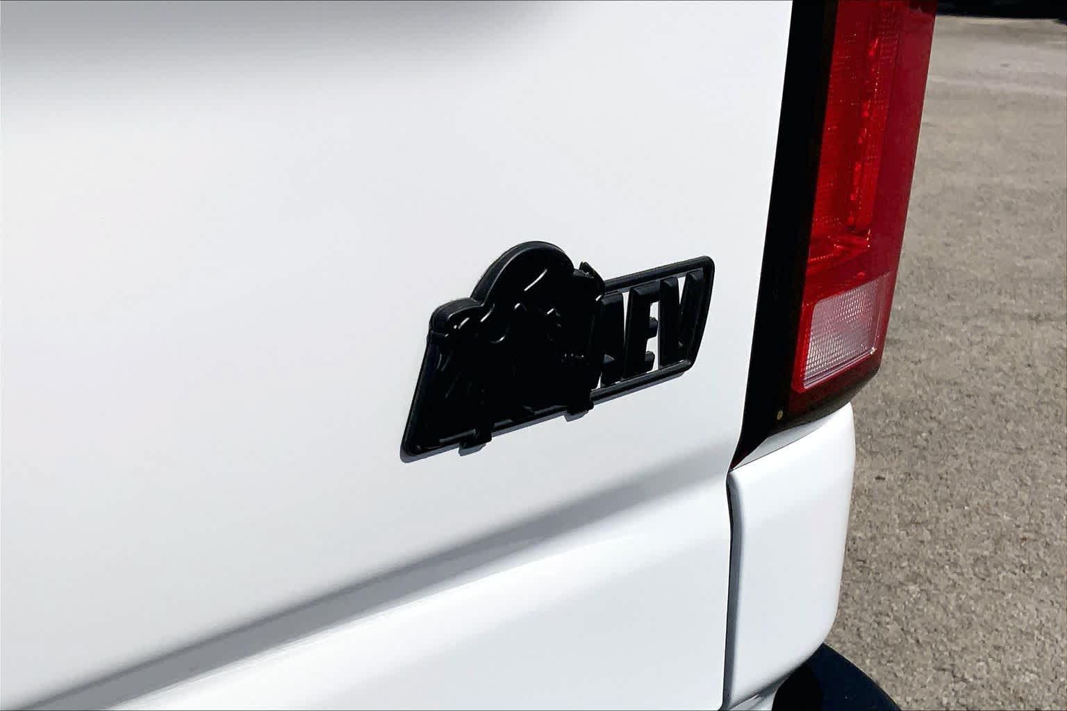 Used 2026 Chevrolet Silverado 2500 ZR2 w/ ZR2 Bison Edition AWD/4WD image 19