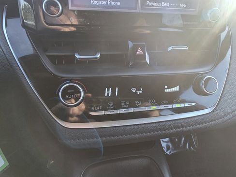 Certified 2022 Toyota Corolla SE image 23