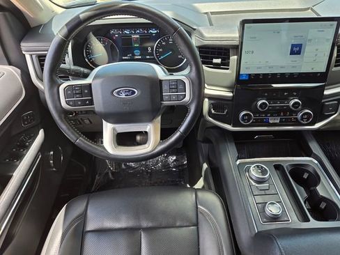 Certified 2024 Ford Expedition Max XLT AWD/4WD image 12