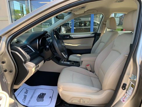 Used 2019 Subaru Legacy 2.5i Premium AWD/4WD image 8