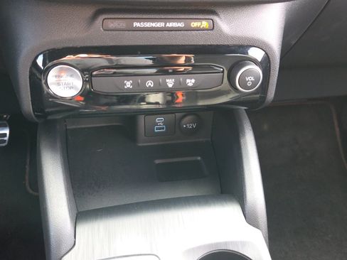 Used 2023 Ford Escape ST-Line w/ Tech Pack #1 AWD/4WD image 13