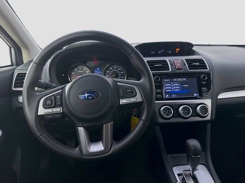Used 2017 Subaru Crosstrek 2.0i Premium AWD/4WD image 25