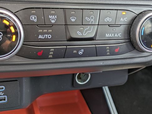 Used 2023 Ford Maverick XLT w/ XLT Luxury Package FWD image 24