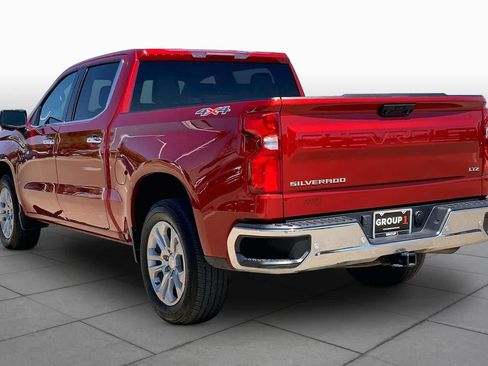 Used 2025 Chevrolet Silverado 1500 LTZ AWD/4WD image 12