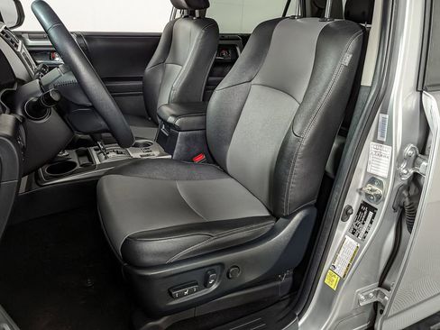 Certified 2022 Toyota 4Runner SR5 Premium image 15