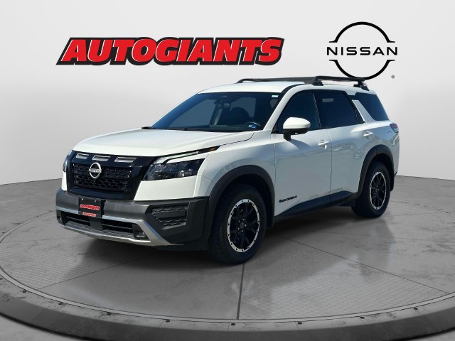 Used 2024 Nissan Pathfinder Rock Creek AWD/4WD image 6