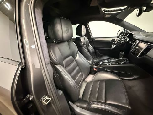 Used 2015 Porsche Macan Turbo AWD/4WD image 62