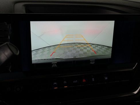 Used 2023 Chevrolet Silverado 1500 LT image 6