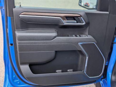 Used 2025 Chevrolet Silverado 1500 LT image 15