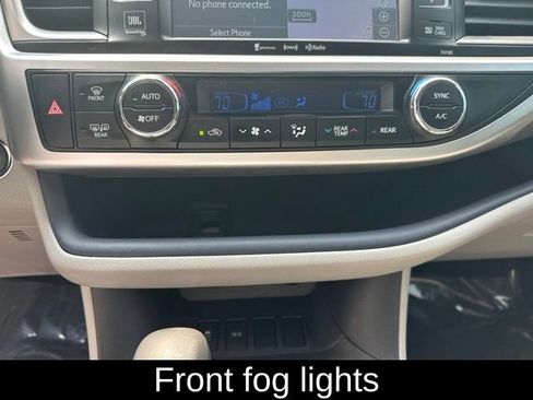 Used 2017 Toyota Highlander Limited FWD image 26