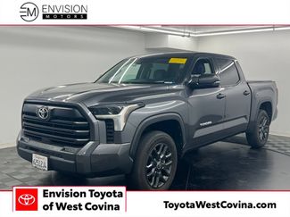 Used 2023 Toyota Tundra SR5 w/ SR5 Convenience Package AWD/4WD video 1