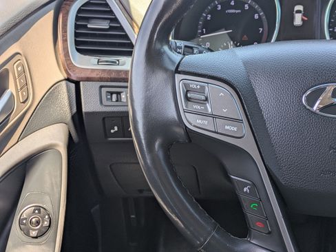 Used 2018 Hyundai Santa Fe Limited FWD image 24