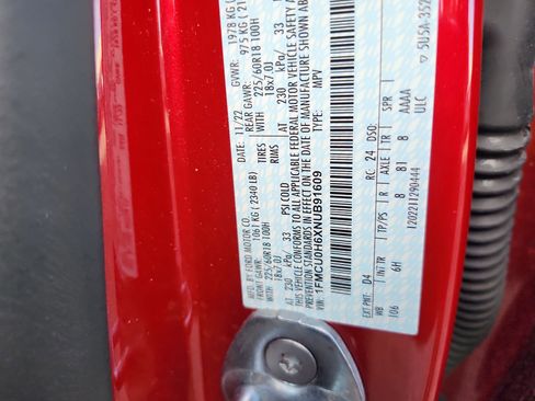 Certified 2022 Ford Escape SEL image 24