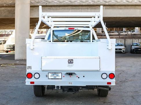 New 2026 Ford F250 XL w/ XL Chrome Package RWD image 9