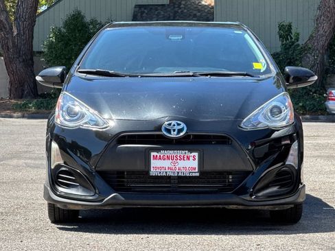Used 2017 Toyota Prius C Two FWD image 8