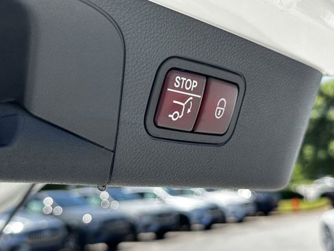 Certified 2022 Mercedes-Benz GLC 300 image 22