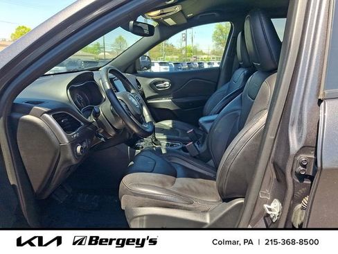 Used 2019 Jeep Cherokee High Altitude AWD/4WD image 15