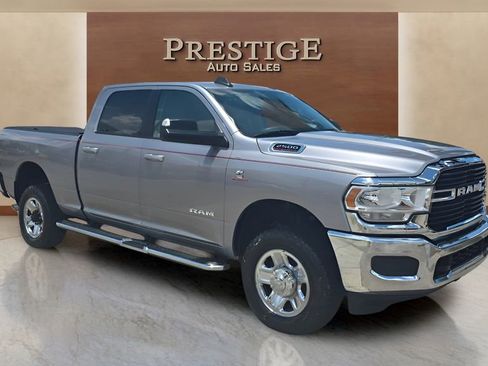Used 2020 RAM 2500 Big Horn AWD/4WD image 3