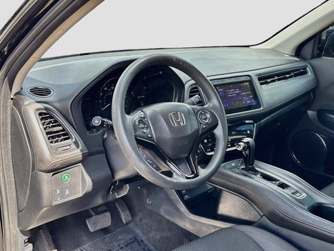 Used 2022 Honda HR-V EX image 9