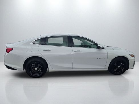 Used 2023 Chevrolet Malibu LS w/ Driver Confidence Package FWD image 4