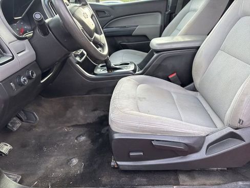 Used 2018 Chevrolet Colorado W/T w/ Custom Special Edition AWD/4WD image 15