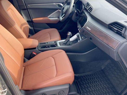 Certified 2025 Audi Q3 2.0T Premium Plus w/ Premium Plus Package image 28