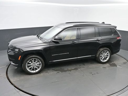 Used 2024 Jeep Grand Cherokee L Summit image 41