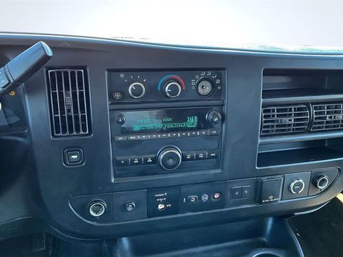 Used 2019 Chevrolet Express 3500 LT w/ LT Preferred Equipment Group image 31