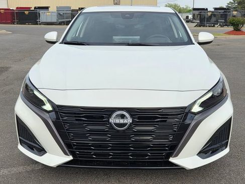 New 2026 Nissan Altima 2.5 SV FWD image 6
