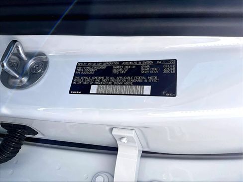 Used 2024 Volvo XC90 T8 Ultimate w/ Protection Package Premier AWD/4WD image 34