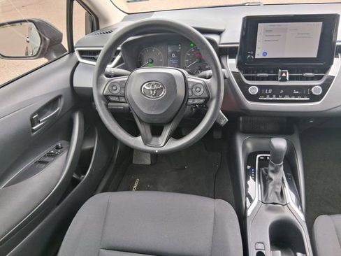 Used 2024 Toyota Corolla LE FWD image 10