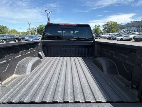 New 2026 GMC Sierra 2500 AT4 w/ Technology Package AWD/4WD image 11