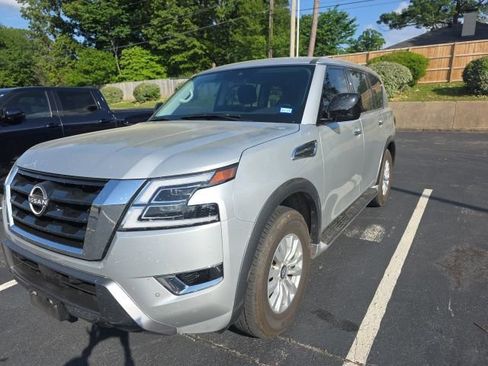 Used 2023 Nissan Armada S image 3