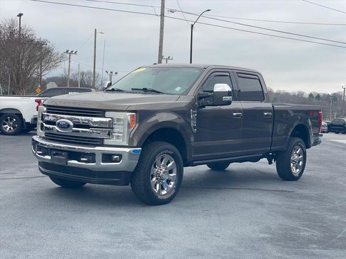 Used 2017 Ford F250 King Ranch w/ King Ranch Ultimate Package image 3