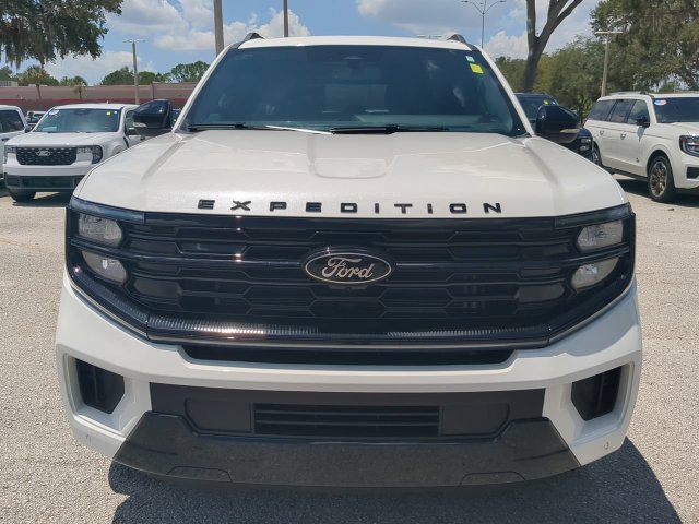 New 2026 Ford Expedition Max Platinum w/ Stealth Appearance Package AWD/4WD image 10