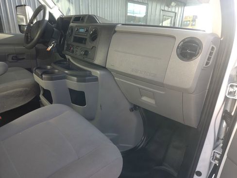 Used 2022 Ford E-350 and Econoline 350 Super Duty w/ Power Windows & Locks Group RWD image 20