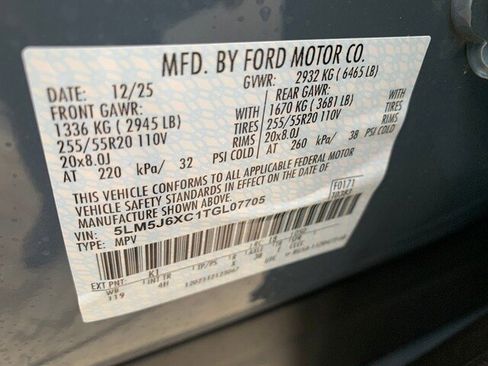 New 2026 Lincoln Aviator AWD image 30