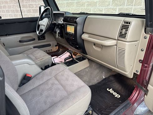 Used 2004 Jeep Wrangler Sport w/ 30" Tire & Wheel Group image 19