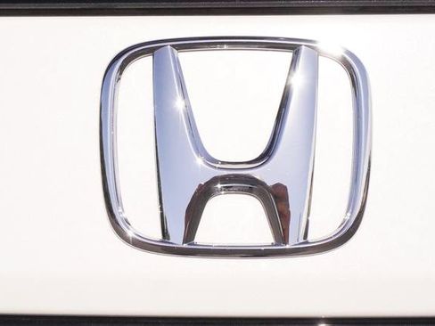 Used 2025 Honda Pilot Touring image 38