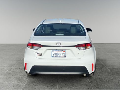 Used 2026 Toyota Corolla LE FWD image 4