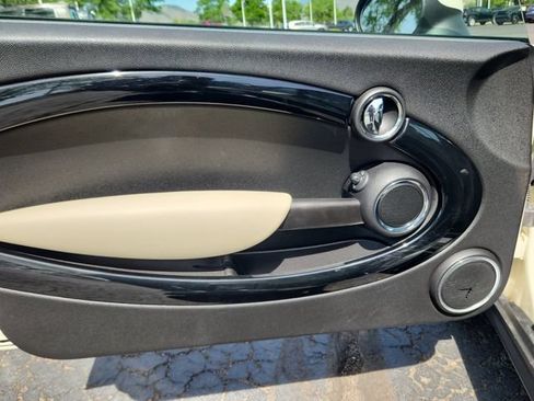 Used 2015 MINI Cooper S FWD image 13