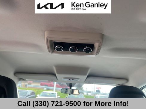 Used 2017 Dodge Journey SXT w/ Comfort/Convenience Group FWD image 44