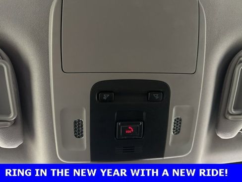 Used 2022 Toyota Camry SE image 25