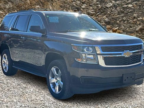 Used 2015 Chevrolet Tahoe LT image 9