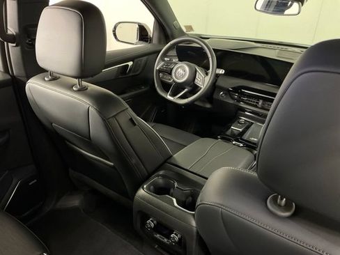 Used 2026 Buick Enclave Sport Touring FWD image 33