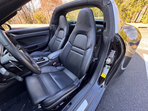 Used 2021 Porsche 911 Targa 4S image 29